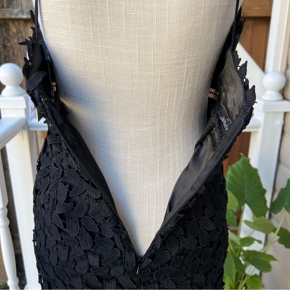 BARDOT  Halter  Lace Dress Knee Length Sheath Size 6 - Picture 6 of 10